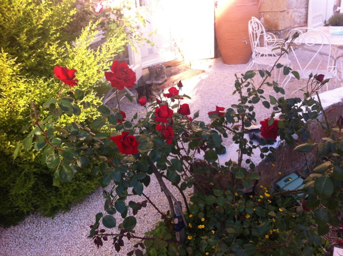 L'Ecrin Bed and Breakfast Villeneuve-sur-Lot Exteriör bild